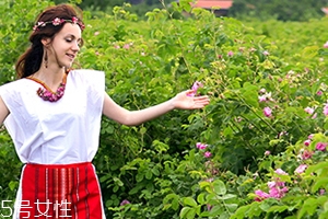 玫莉蔻是正規(guī)化妝品嗎？線上線下同時發(fā)力