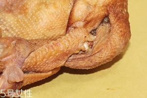 燒雞是公雞還是母雞？一般都是公雞