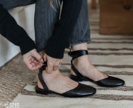 jenni kayne是什么牌子？平底鞋也能穿出大長(zhǎng)腿
