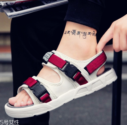 涼鞋開膠怎么辦？涼鞋開膠別著急