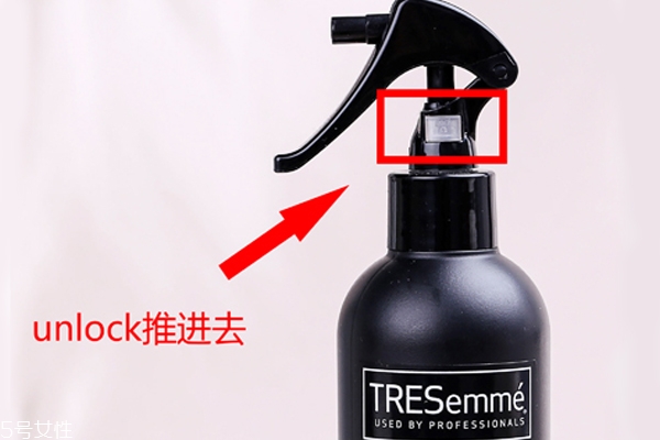 防燙噴霧哪個(gè)牌子好？隔熱定型不傷發(fā)