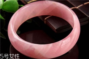 粉晶手鐲一般多少錢？高品質(zhì)多為上千元