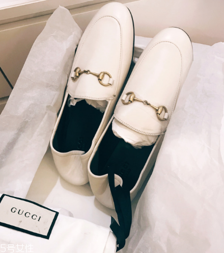 gucci樂福鞋多少錢？美貌與實穿并存
