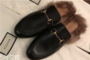 gucci拖鞋是什么毛？明星人手一雙