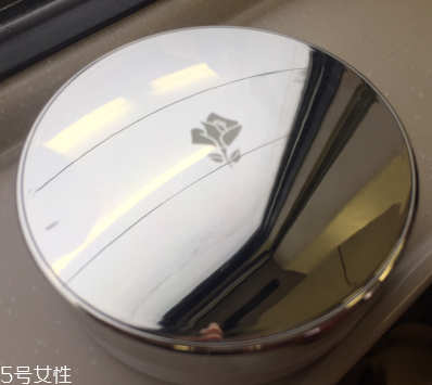 蘭蔻氣墊和后哪個(gè)好用？蘭蔻氣墊vs后黃金氣墊