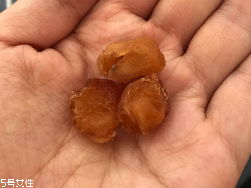 桂圓肉怎么吃最好？燉湯直接吃都可以
