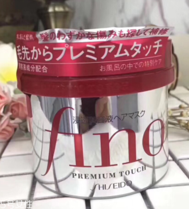 護(hù)發(fā)素沒洗干凈會怎樣？護(hù)發(fā)素殘留會導(dǎo)致脫發(fā)嗎？