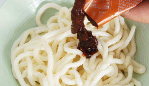 車仔面為什么有點(diǎn)酸？其實(shí)不是變質(zhì)了