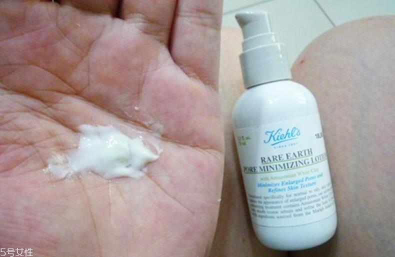 科顏氏白泥乳液怎么樣？搖勻使用不搓泥