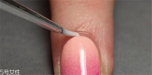 可撕指甲油哪個牌子好？女神都愛的六款健康指甲油