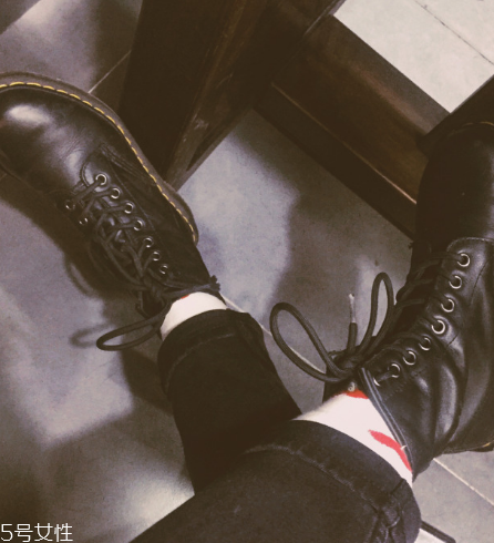 dr.martens 1460多少錢？馬丁靴最經(jīng)典的款式