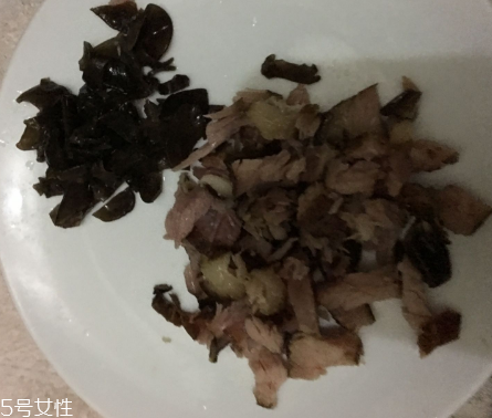 煙熏臘肉怎么保存？通風(fēng)處保存