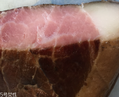 煙熏臘肉會(huì)致癌嗎？別大量吃就行