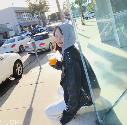 皮衣放久了掉皮怎么辦？皮衣掉皮輕松解決
