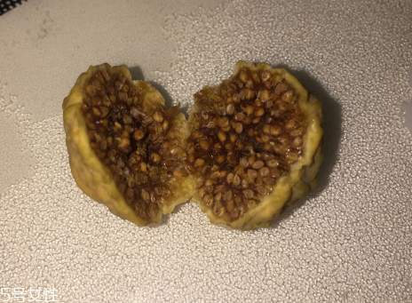 無花果干是什么味道？味道甜甜的