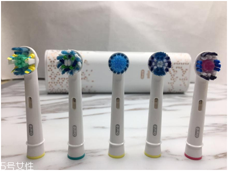 歐樂b電動(dòng)牙刷怎么樣？四個(gè)刷頭很好用