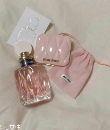 miumiu粉色香水怎么樣？miumiu2018新香水什么味道？