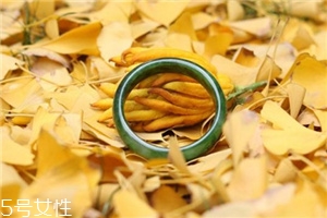 玉手鐲斷了怎么修復(fù)？玉手鐲佩戴要當(dāng)心