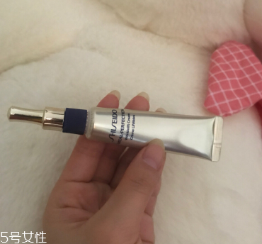 pola眼霜和lamer海藍(lán)之謎眼霜哪個(gè)好 貴價(jià)眼霜測評