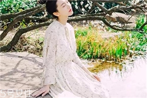 文藝范女生怎么穿搭？和你的青春敘敘舊