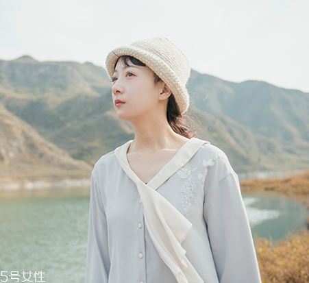 文藝范女生怎么穿搭？和你的青春敘敘舊