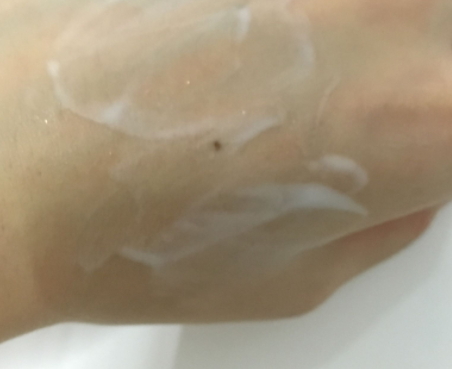 郁美凈適合什么膚質(zhì)？油性膚質(zhì)不建議郁美凈