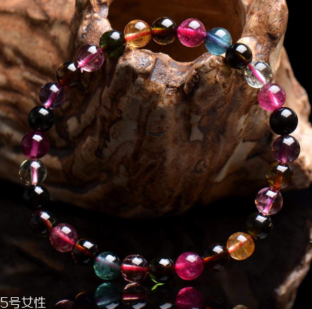 碧璽手鏈可以沾水嗎？碧璽手鏈沾水的后果