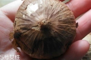 黑蒜怎么吃？黑蒜最好吃的吃法