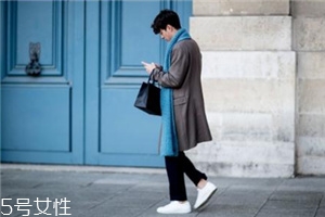小白鞋太大了怎么辦？小白鞋買大了解決方法
