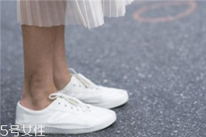 小白鞋多久洗一次？小白鞋的清洗頻率