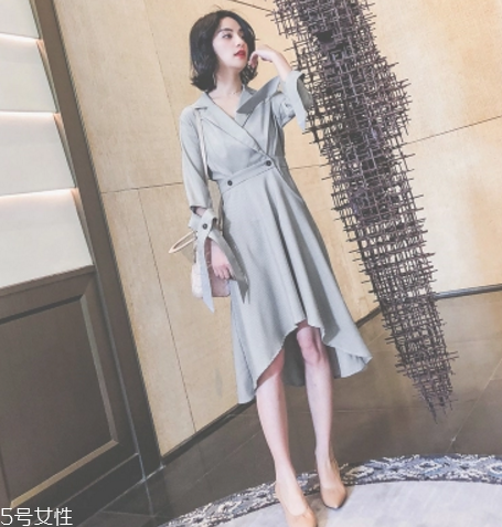 微胖女生穿什么裙子好看？微胖女生穿搭圖片