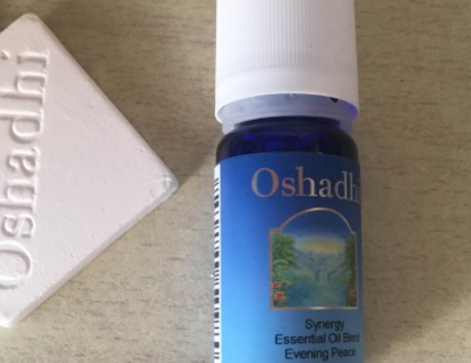 復(fù)方精油可以用在臉上嗎？復(fù)方精油怎么用在臉上