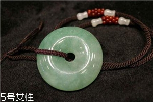 翡翠可以用牙膏清洗嗎？翡翠用牙膏洗好嗎