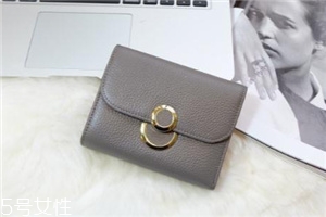 錢(qián)包可以用藍(lán)色嗎？藍(lán)色錢(qián)包好嗎
