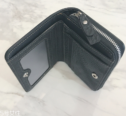 錢包軟皮好還是硬皮好？錢包皮質(zhì)軟硬對(duì)比