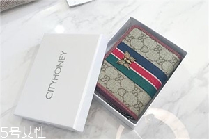 錢包軟皮好還是硬皮好？錢包皮質(zhì)軟硬對(duì)比