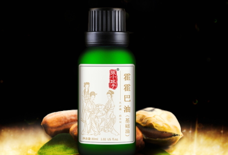 荷荷巴油可以豐胸嗎？荷荷巴油豐胸手法
