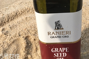 葡萄籽油可以炒菜嗎？葡萄籽油可以炒什么菜
