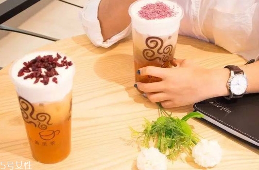 四云奶蓋貢茶哪個(gè)好喝？四云奶蓋貢茶點(diǎn)單攻略
