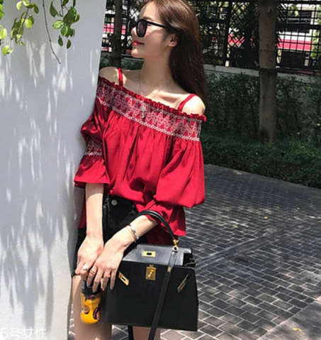 肩膀不好看穿什么衣服？適合肩型不好的穿搭推薦