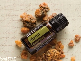 沒(méi)藥精油可以滴在內(nèi)褲上嗎？沒(méi)藥精油滴在內(nèi)褲上的好處