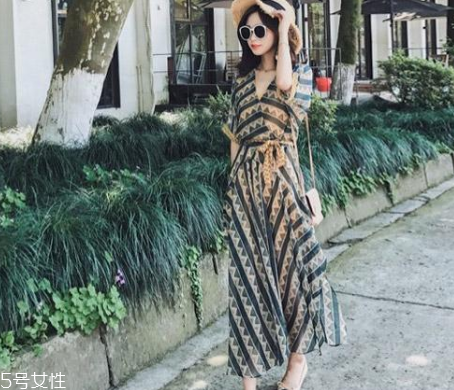 腿粗的女生夏天穿什么？腿粗女生夏季穿搭技巧