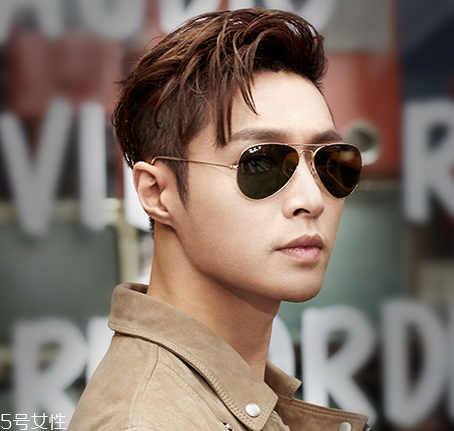 男生戴什么墨鏡好看？適合男生戴的墨鏡