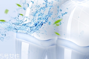 沖牙器和牙線哪個(gè)好？沖牙器和牙線的優(yōu)缺點(diǎn)