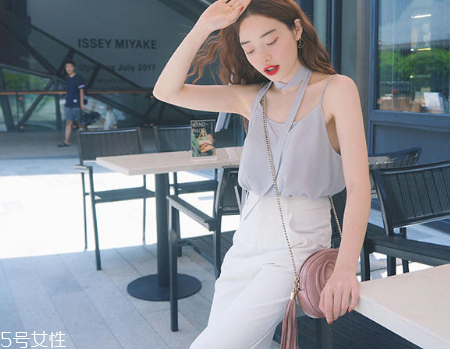 夏天約會穿什么衣服？夏天約會穿搭推薦