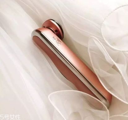 雅萌射頻美容儀怎么樣？雅萌Bloom射頻美容儀效果評(píng)測(cè)