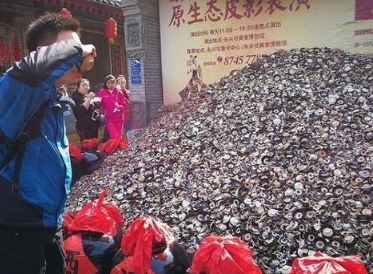 摔碗酒意味著什么？喝完酒為什么要摔碗