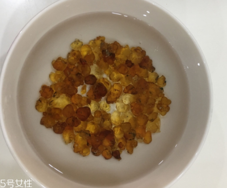 桃膠能和雞蛋一起吃嗎？桃膠配雞蛋可以嗎？