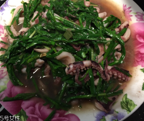 魷魚是海鮮嗎？魷魚屬于海鮮嗎？