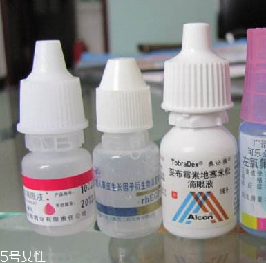 眼藥水什么時(shí)候滴最好？滴眼藥水的最佳時(shí)間